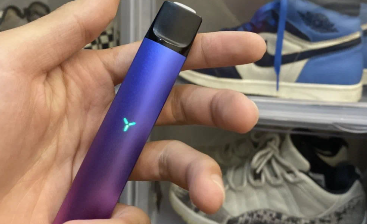 --relx悦刻和yooz那个更好抽？YOOZ电子烟使用说明以