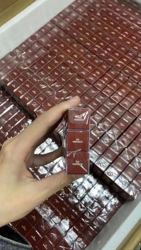 --香港彩妆香水代购正品质量可带小票低价